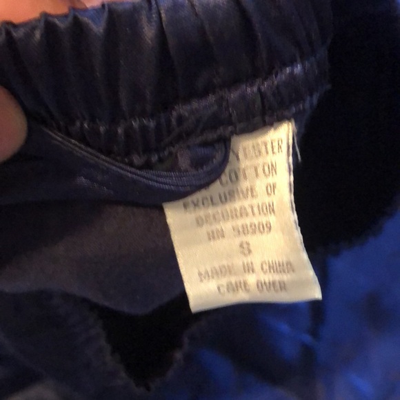 Navy Blue Satiny Sleep Set - Picture 3 of 6